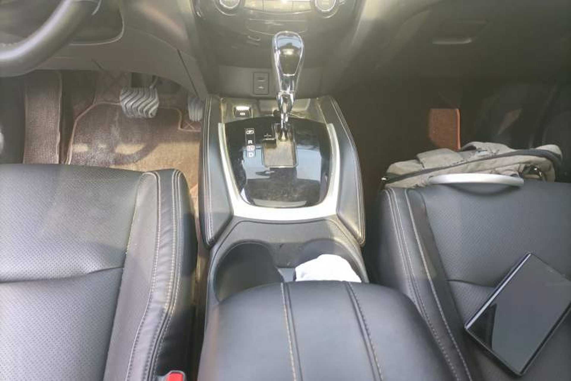 Used Nissan X-Trail 2019 2.0L CVT Smart Connect Comfort Edition 2WD Gear Lever