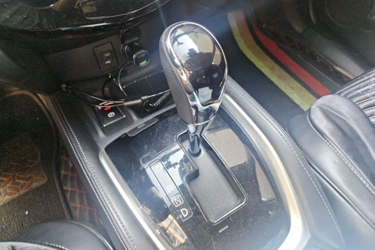 Used Nissan X-Trail 2019 2.0L CVT Comfort Edition 2WD Gear Lever
