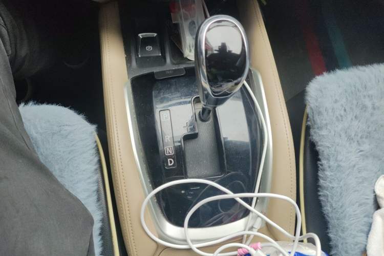 Used Nissan X-Trail 2019 2.0L CVT Comfort Edition 2WD Gear Lever