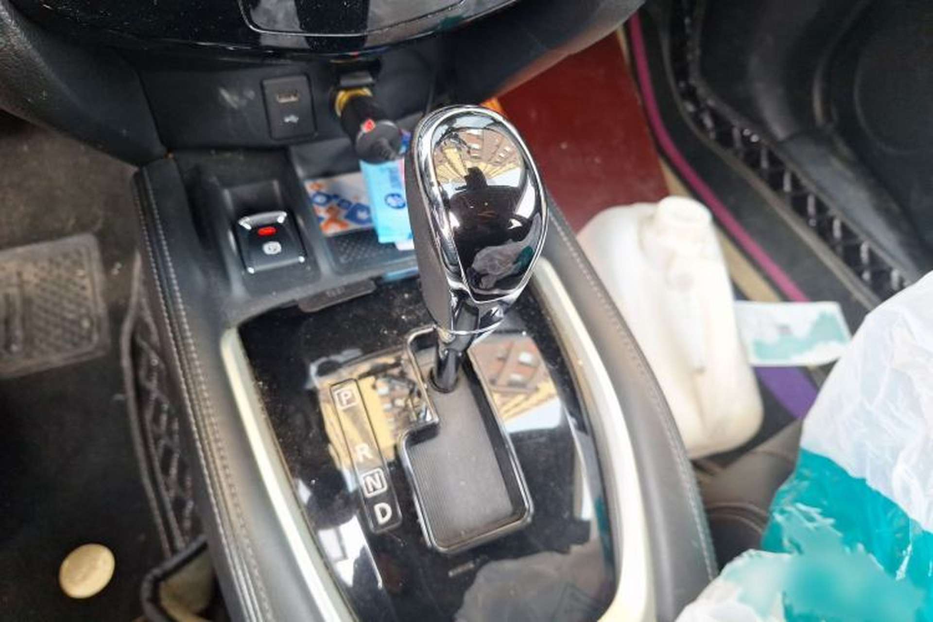 Used Nissan X-Trail 2019 2.0L CVT Comfort Edition 2WD Gear Lever