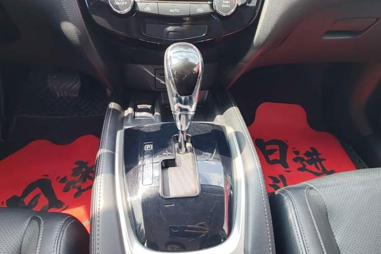 Used Nissan X-Trail 2019 2.0L CVT Smart Connect Comfort Edition 2WD Gear Lever