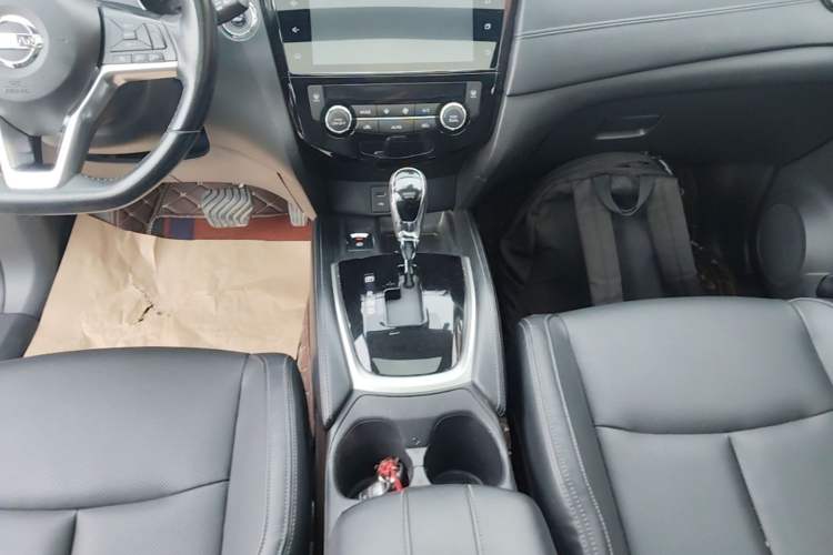 Used Nissan X-Trail 2019 2.0L CVT Smart Connect Comfort Edition 2WD Gear Lever