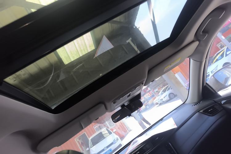 Used Nissan X-Trail 2019 2.0L CVT Smart Connect Comfort Edition 2WD Headliner