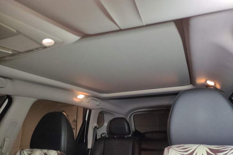 Used Nissan X-Trail 2019 2.0L CVT Smart Connect Comfort Edition 2WD Headliner