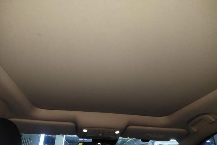 Used Nissan X-Trail 2019 2.0L CVT Smart Connect Comfort Edition 2WD Headliner