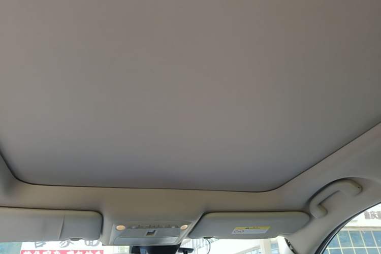 Used Nissan X-Trail 2019 2.0L CVT Comfort Edition 2WD Headliner