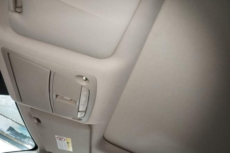 Used Nissan X-Trail 2019 2.5L CVT Smart Connect Luxury Edition 4WD Headliner