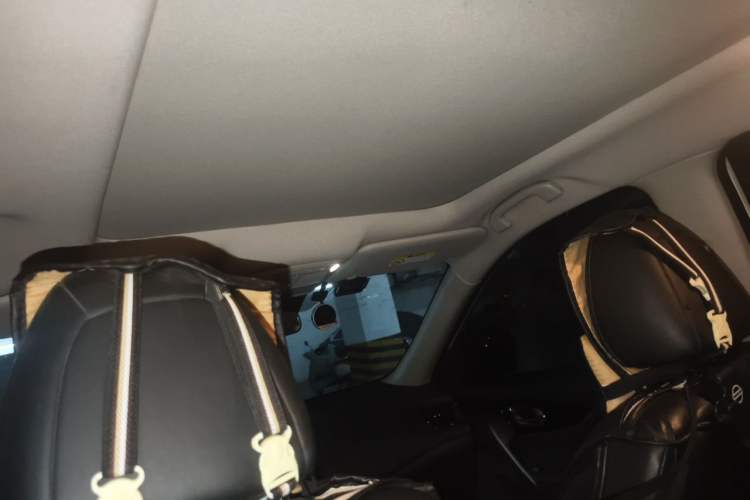Used Nissan X-Trail 2019 2.0L CVT Smart Connect Comfort Edition 2WD Headliner
