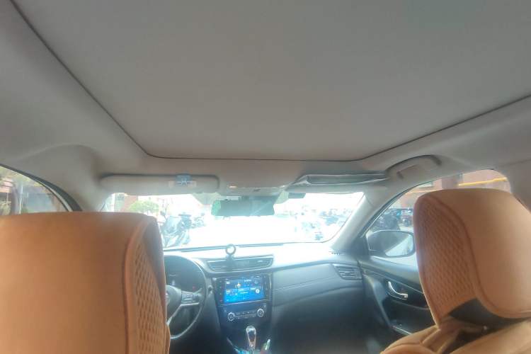 Used Nissan X-Trail 2019 2.0L CVT Comfort Edition 2WD Headliner