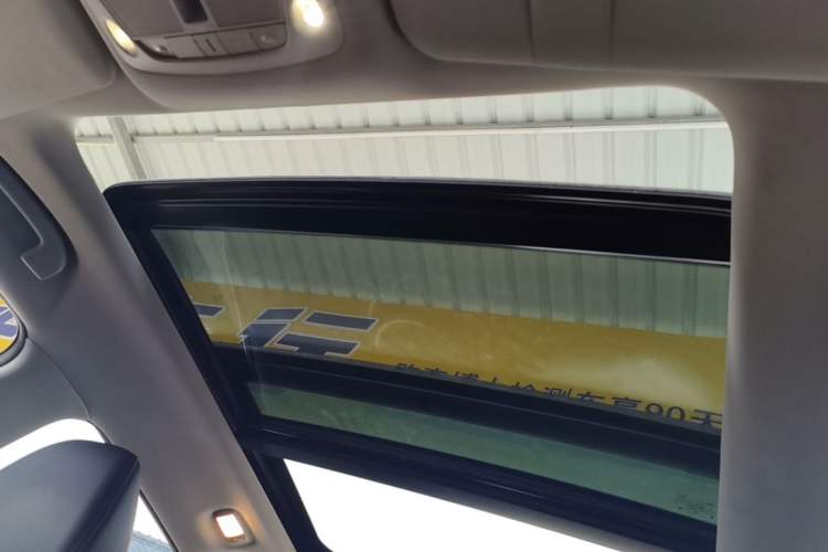 Used Nissan X-Trail 2019 2.0L CVT Smart Connect Comfort Edition 2WD Headliner