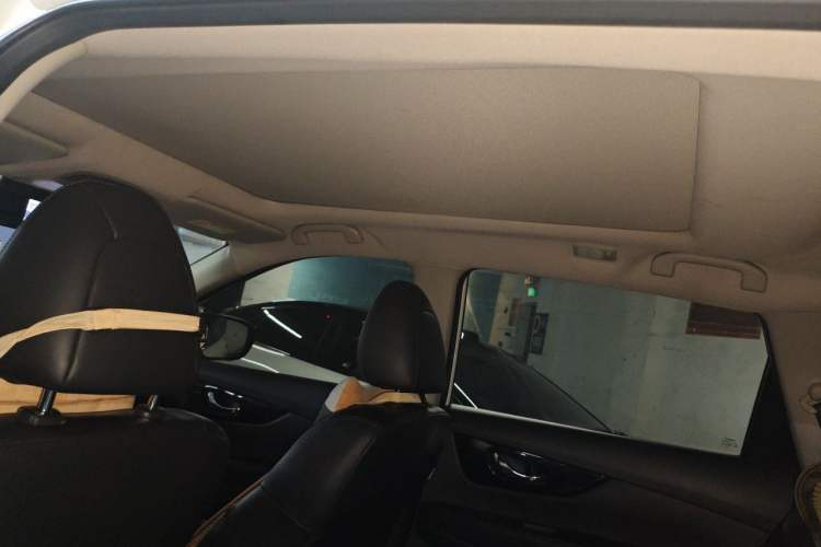 Used Nissan X-Trail 2019 2.0L CVT Smart Connect Comfort Edition 2WD Headliner