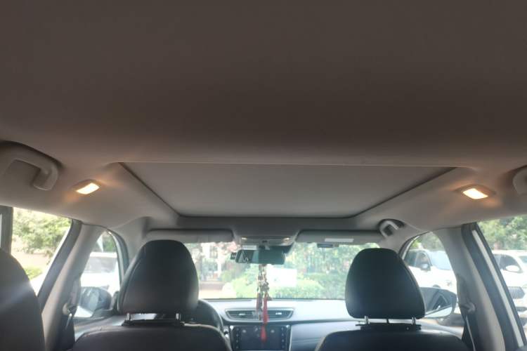 Used Nissan X-Trail 2019 2.0L CVT Smart Connect Comfort Edition 2WD Headliner