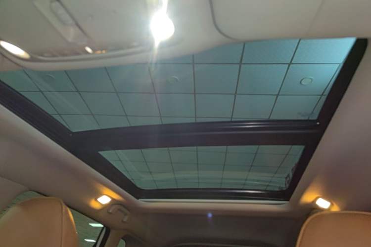 Used Nissan X-Trail 2019 2.0L CVT Smart Connect Comfort Edition 2WD Headliner