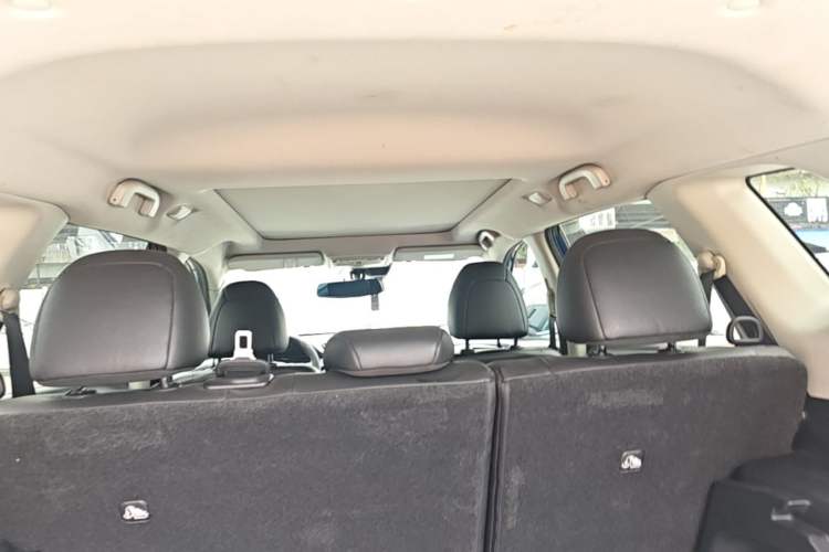 Used Nissan X-Trail 2019 2.0L CVT Smart Connect Comfort Edition 2WD Headliner