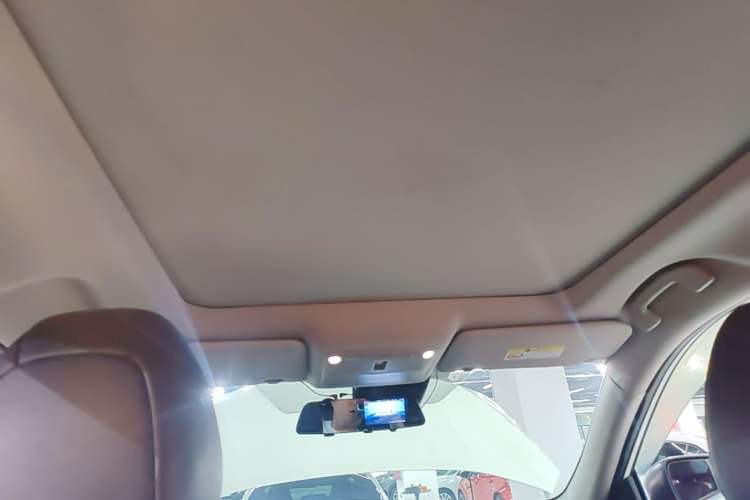 Used Nissan X-Trail 2019 2.0L CVT Smart Connect Comfort Edition 2WD Headliner