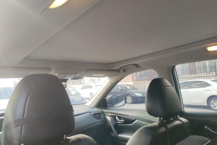 Used Nissan X-Trail 2019 2.0L CVT Smart Connect Comfort Edition 2WD Headliner