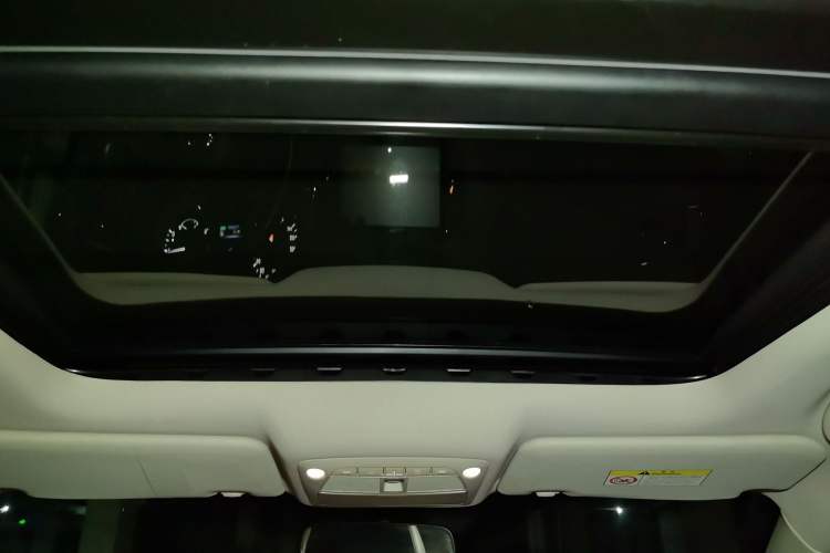 Used Nissan X-Trail 2019 2.0L CVT Smart Connect Comfort Edition 2WD Headliner