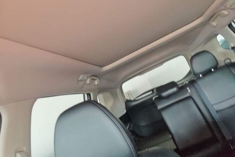 Used Nissan X-Trail 2019 2.0L CVT Smart Connect Comfort Edition 2WD Headliner