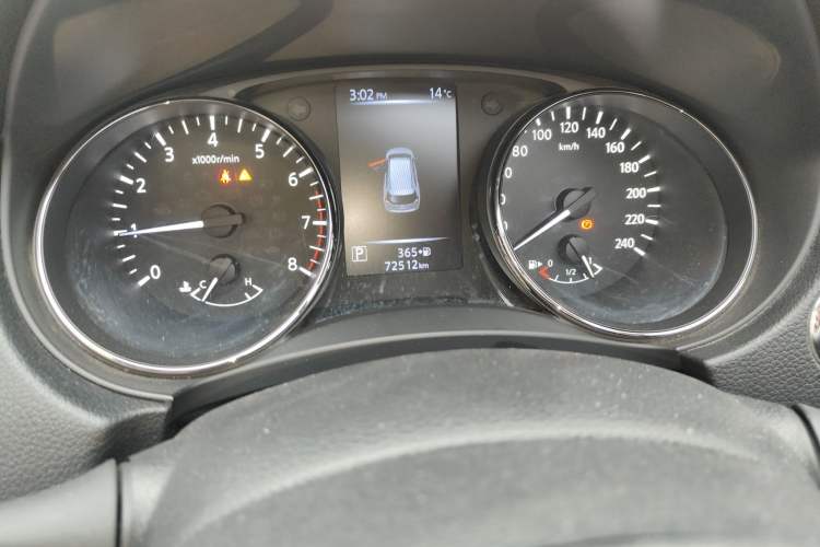 Used Nissan X-Trail 2019 2.0L CVT Smart Connect Comfort Edition 2WD Instrument Cluster
