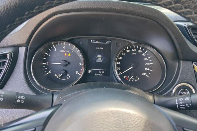 Used Nissan X-Trail 2019 2.0L CVT Smart Connect Comfort Edition 2WD Instrument Cluster