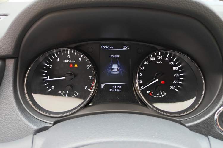 Used Nissan X-Trail 2019 2.0L CVT Smart Connect Comfort Edition 2WD Instrument Cluster