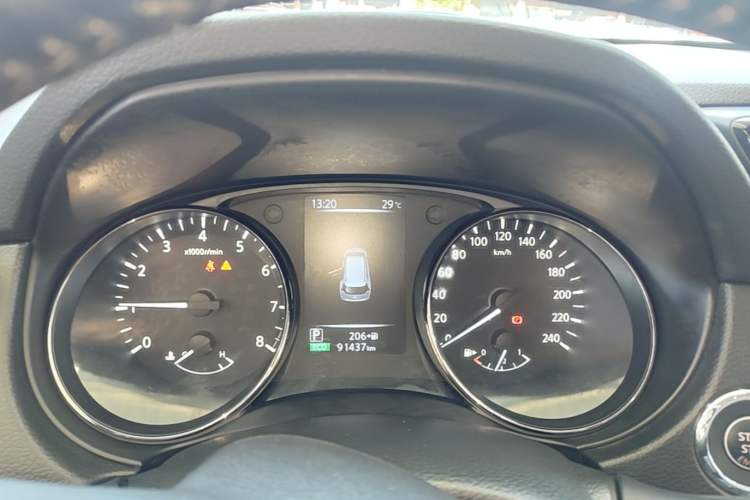 Used Nissan X-Trail 2019 2.0L CVT Smart Connect Comfort Edition 2WD Instrument Cluster