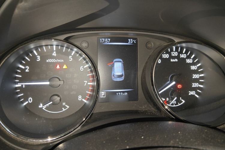 Used Nissan X-Trail 2019 2.0L CVT Smart Connect Comfort Edition 2WD Instrument Cluster