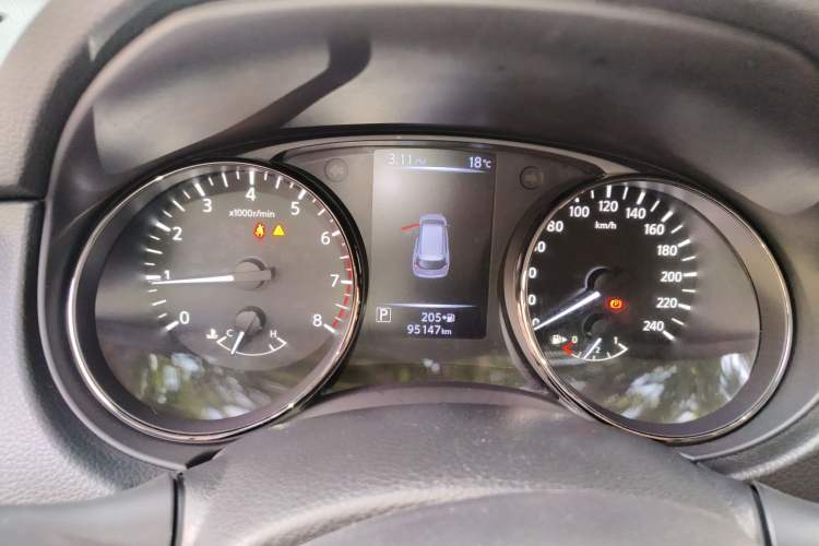Used Nissan X-Trail 2019 2.0L CVT Smart Connect Comfort Edition 2WD Instrument Cluster