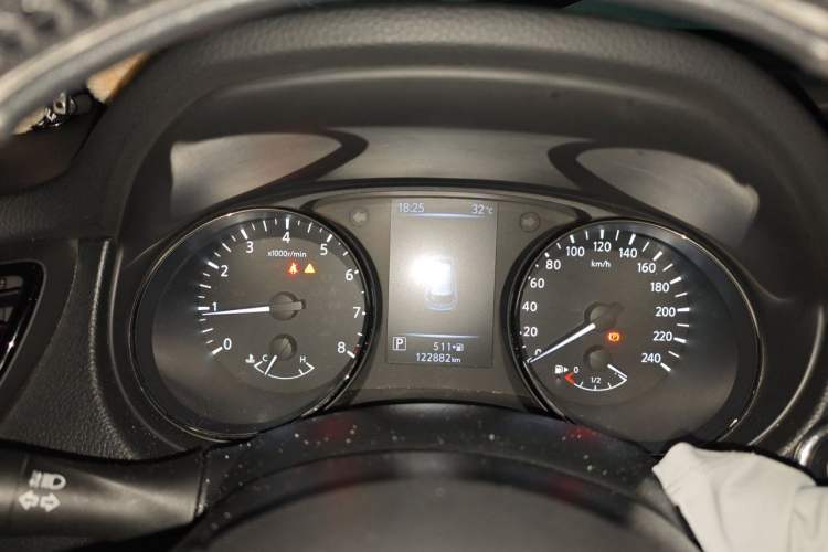 Used Nissan X-Trail 2019 2.0L CVT Smart Connect Comfort Edition 2WD Instrument Cluster