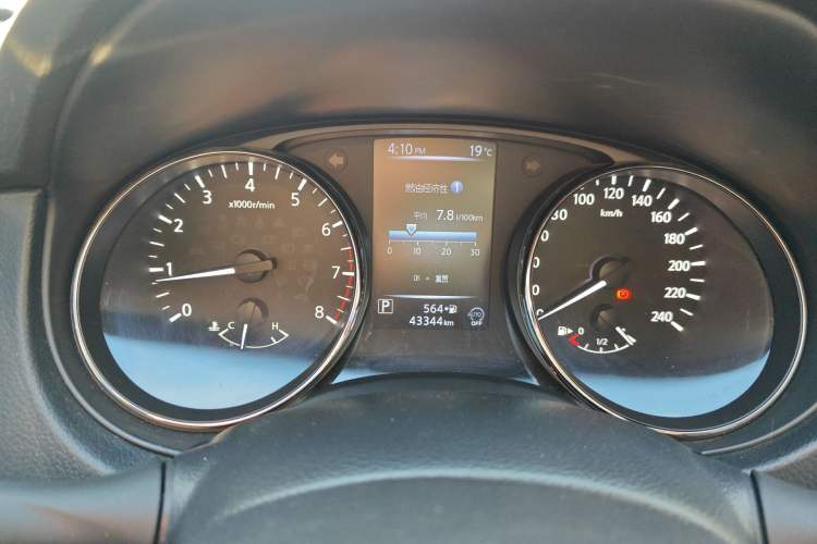 Used Nissan X-Trail 2019 2.0L CVT Comfort Edition 2WD Instrument Cluster