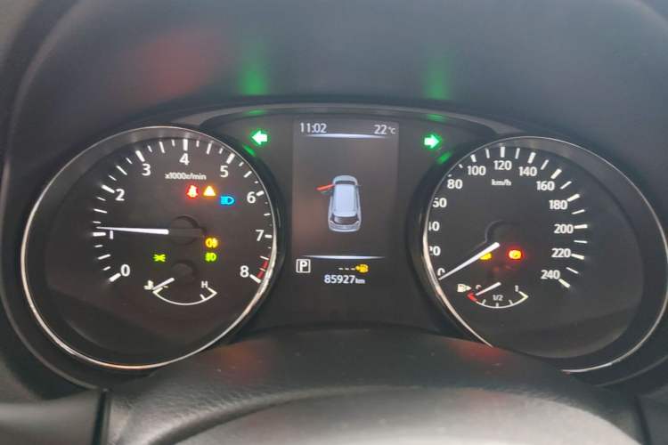 Used Nissan X-Trail 2019 2.0L CVT Smart Connect Comfort Edition 2WD Instrument Cluster