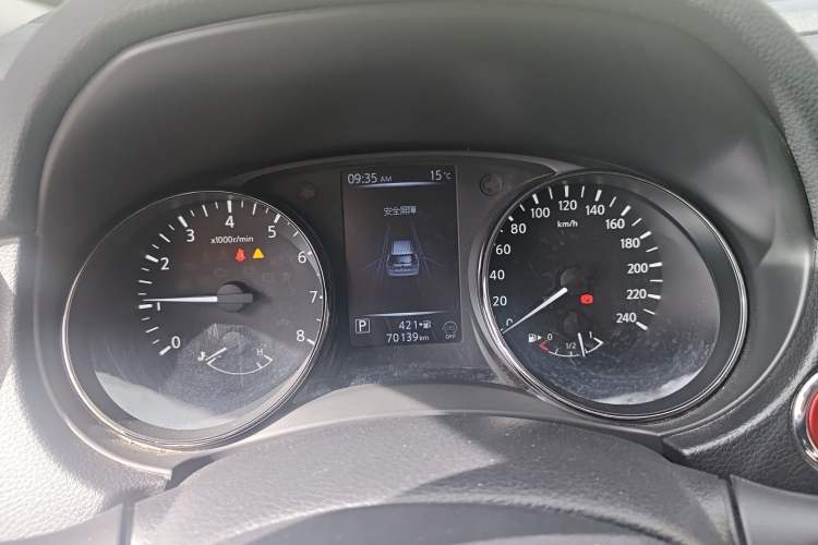 Used Nissan X-Trail 2019 2.0L CVT Smart Connect Comfort Edition 2WD Instrument Cluster