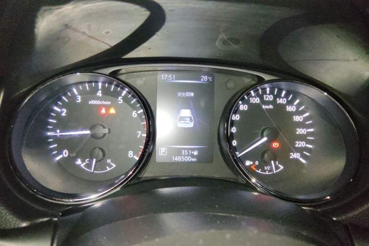 Used Nissan X-Trail 2019 2.5L CVT Smart Connect Luxury Edition 4WD Instrument Cluster