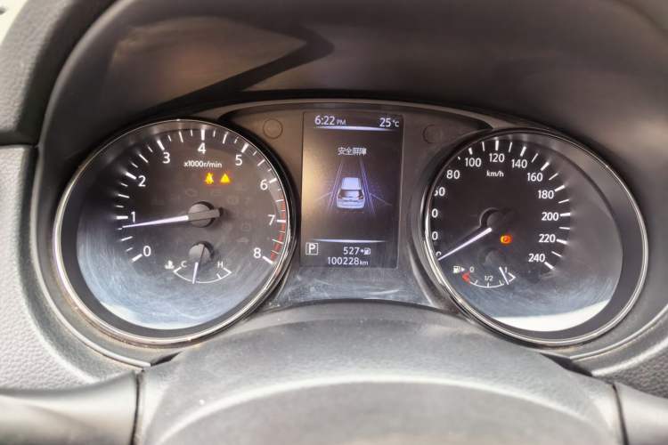 Used Nissan X-Trail 2019 2.0L CVT SmartConnect 7-Seater Comfort Edition 2WD Instrument Cluster