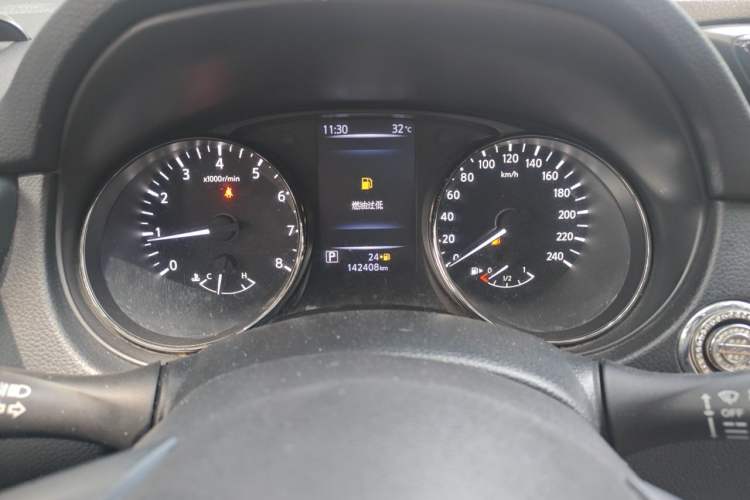 Used Nissan X-Trail 2019 2.0L CVT Smart Connect Comfort Edition 2WD Instrument Cluster