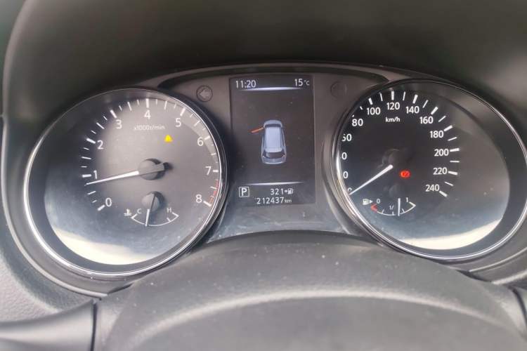 Used Nissan X-Trail 2019 2.0L CVT Smart Connect Comfort Edition 2WD Instrument Cluster