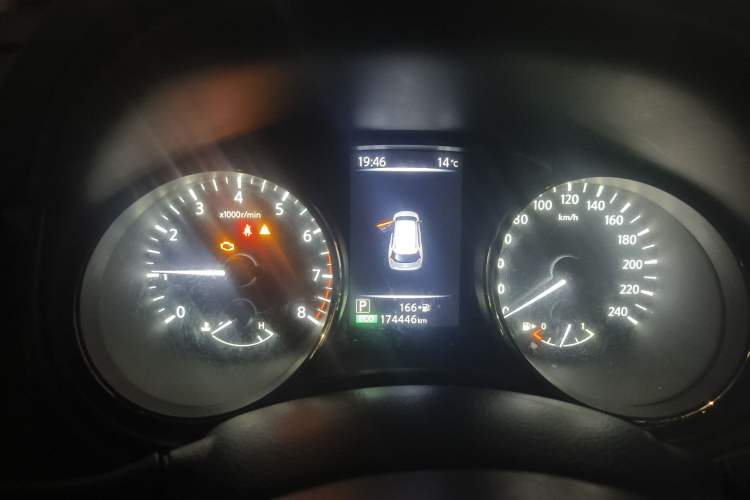 Used Nissan X-Trail 2019 2.0L CVT Smart Connect Comfort Edition 2WD Instrument Cluster