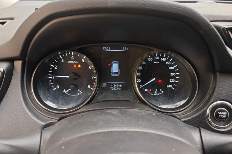 Used Nissan X-Trail 2019 2.0L CVT Smart Connect Comfort Edition 2WD Instrument Cluster