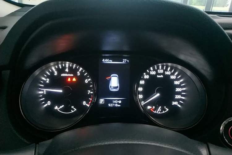 Used Nissan X-Trail 2019 2.5L CVT Smart Connect Luxury Edition 4WD Instrument Cluster