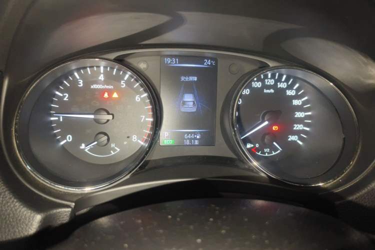 Used Nissan X-Trail 2019 2.0L CVT Smart Connect Comfort Edition 2WD Instrument Cluster