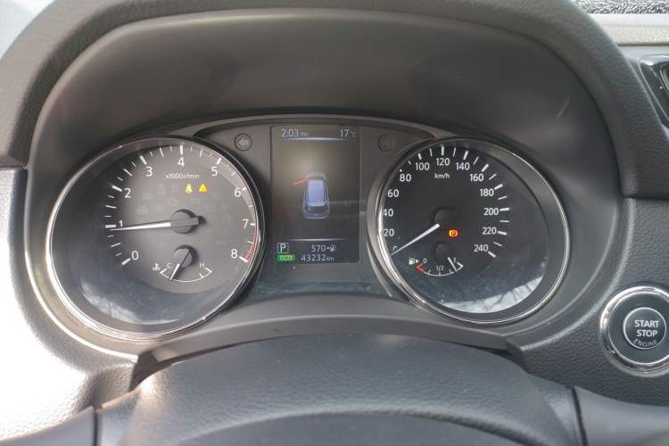 Used Nissan X-Trail 2019 2.0L CVT Smart Connect Comfort Edition 2WD Instrument Cluster