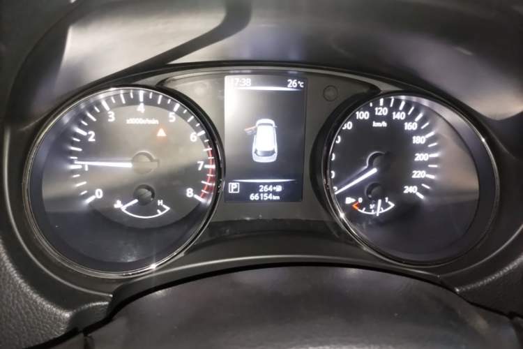 Used Nissan X-Trail 2019 2.0L CVT Smart Connect Comfort Edition 2WD Instrument Cluster