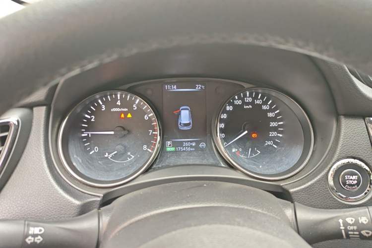Used Nissan X-Trail 2019 2.0L CVT Smart Connect Comfort Edition 2WD Instrument Cluster