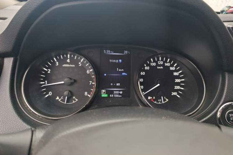 Used Nissan X-Trail 2019 2.0L CVT Smart Connect Comfort Edition 2WD Instrument Cluster