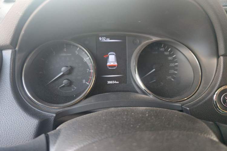 Used Nissan X-Trail 2019 2.0L CVT Smart Connect Comfort Edition 2WD Instrument Cluster