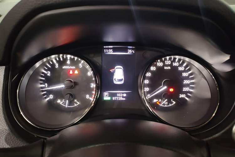 Used Nissan X-Trail 2019 2.0L CVT Smart Connect Comfort Edition 2WD Instrument Cluster