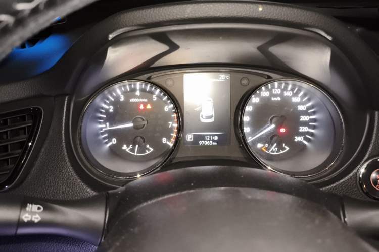 Used Nissan X-Trail 2019 2.0L CVT Smart Connect Comfort Edition 2WD Instrument Cluster