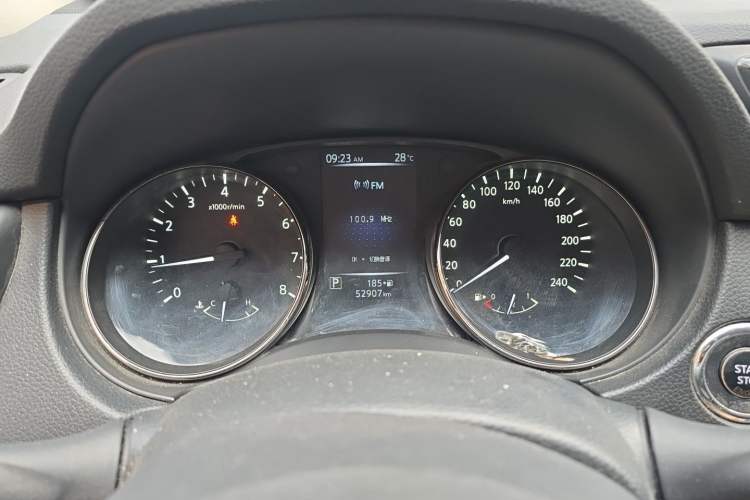 Used Nissan X-Trail 2019 2.0L CVT Smart Connect Comfort Edition 2WD Instrument Cluster