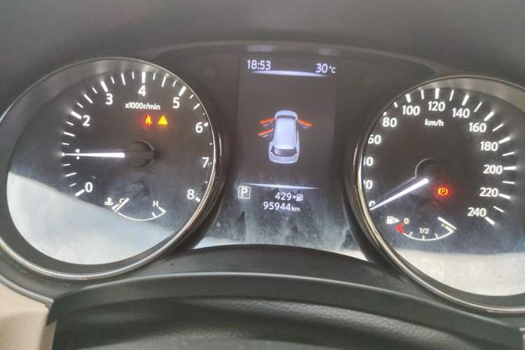 Used Nissan X-Trail 2019 2.5L CVT SmartConnect 7-Seater Leading Edition 4WD Instrument Cluster