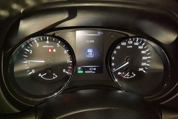 Used Nissan X-Trail 2019 2.0L CVT Smart Connect Comfort Edition 2WD Instrument Cluster